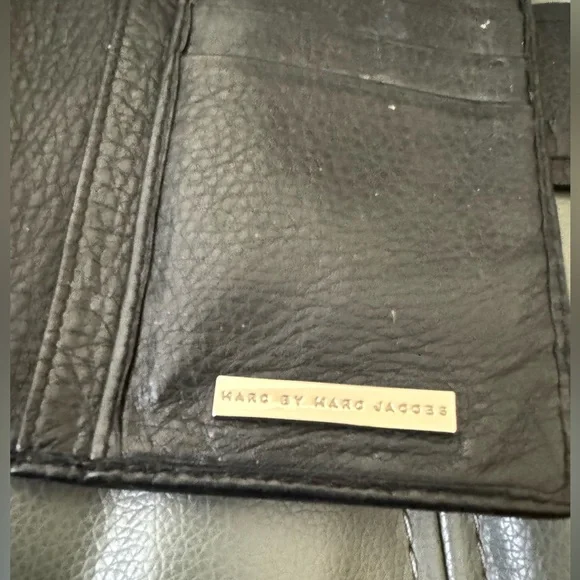 Marc Jacobs Black Satchel with Wallet - Picture 16 of 16